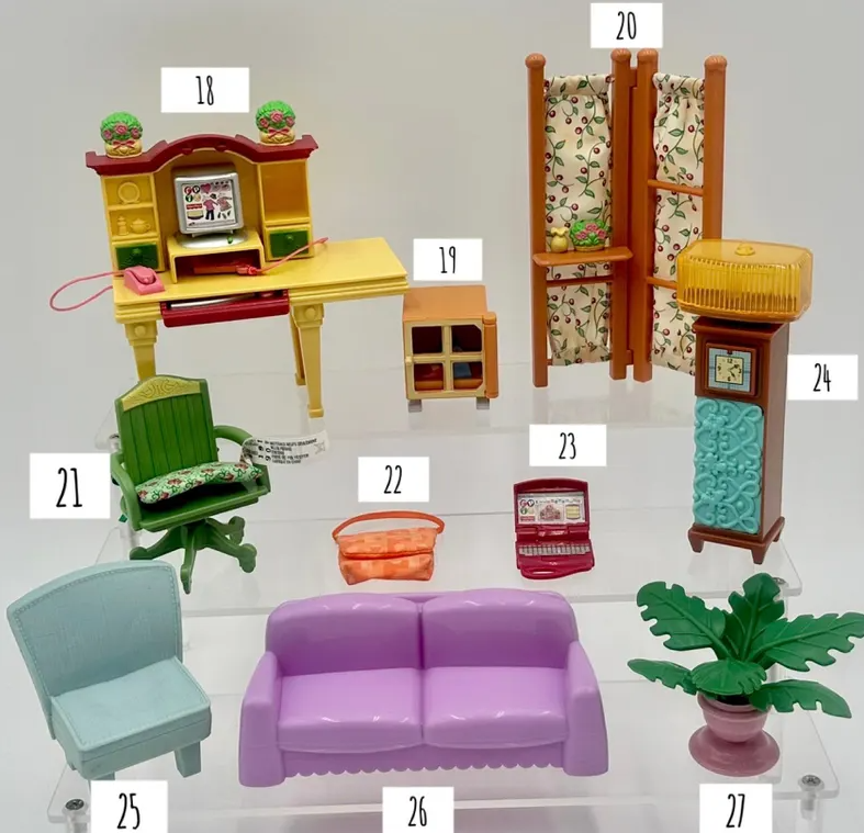 Vintage Fisher-Price Loving Family Living Room Lot – Happy Family Fold-Up Dollhouse 6364 Blue Roof + Dream House & Playskool Grandparents