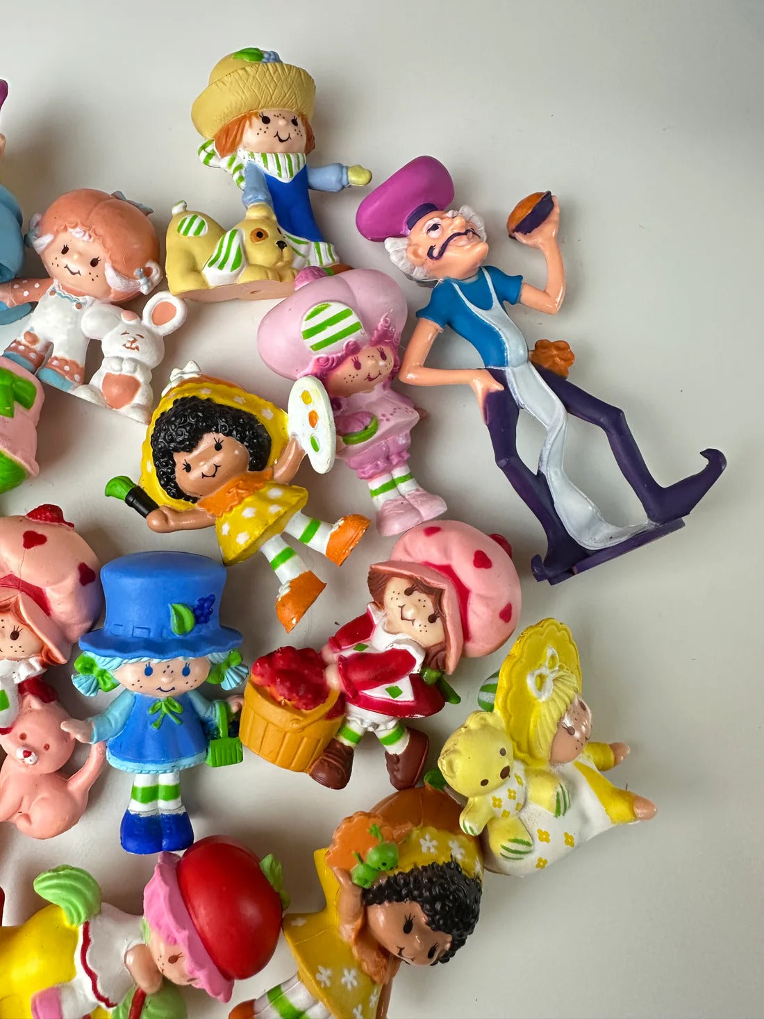 Vintage 1980s Strawberry Shortcake Mini PVC Figures – Full Set of 34 – Kenner Rare Collectible Lot
