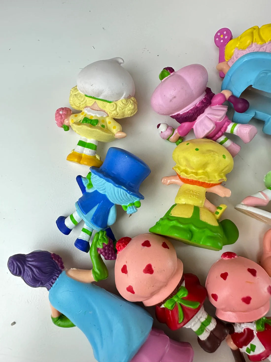 Vintage 1980s Strawberry Shortcake Mini PVC Figures – Full Set of 34 – Kenner Rare Collectible Lot