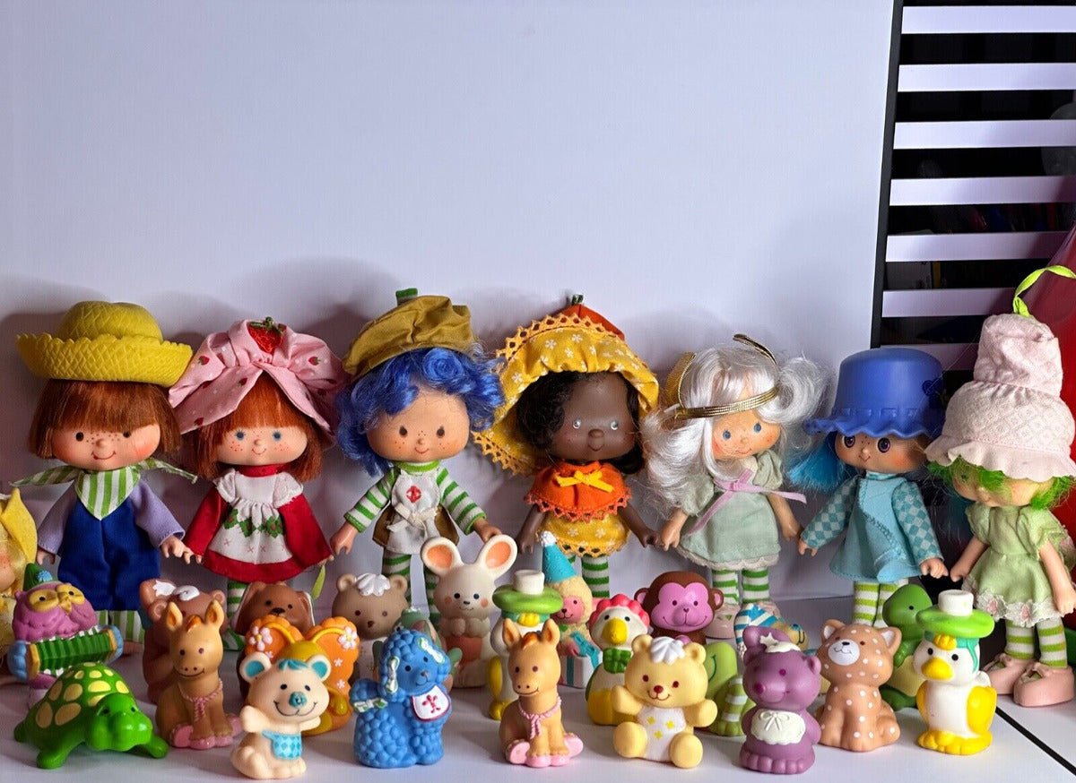 Vintage 1980s Strawberry Shortcake Complete Doll Set with Pets - Includes Kenner's Huckleberry, Blueberry Muffin, Café Olé & More - Rare Hard-to-Find Collection